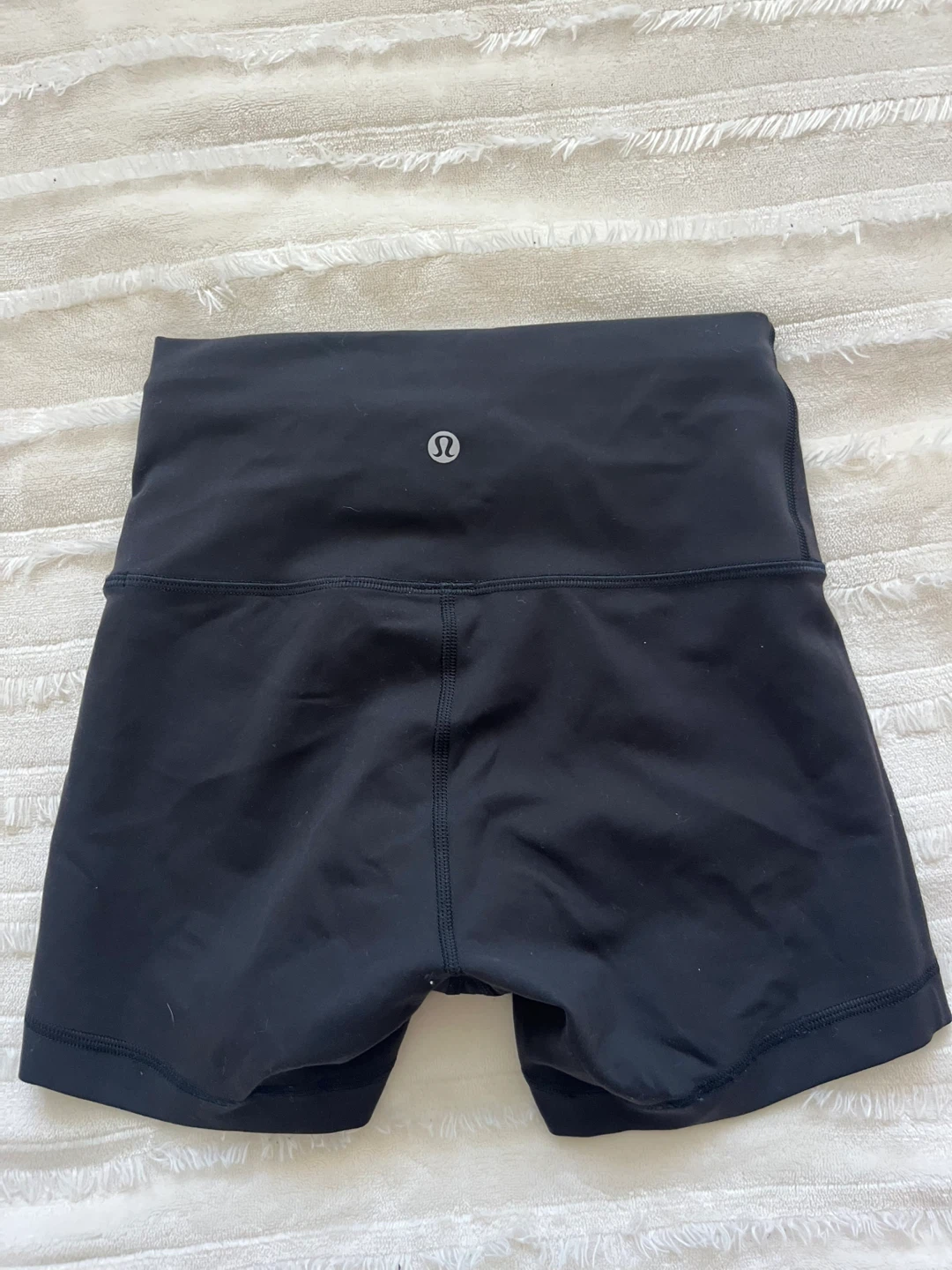 Lululemon Black Align High-Rise Shorts - photo 2