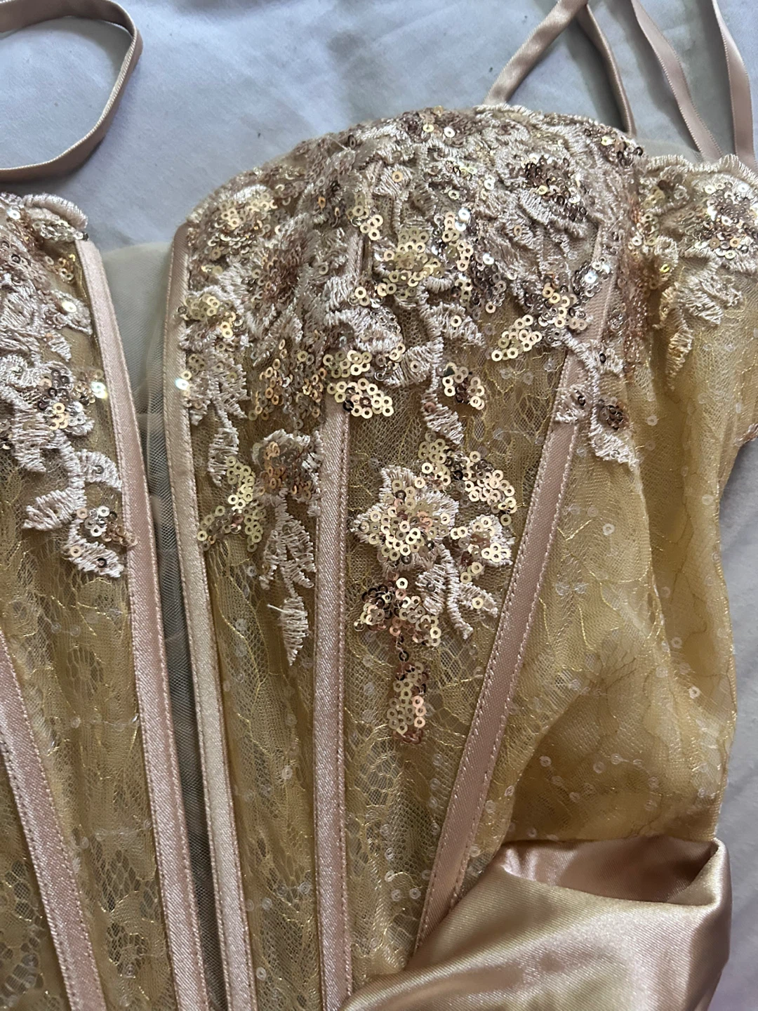 gold prom dress - photo 3