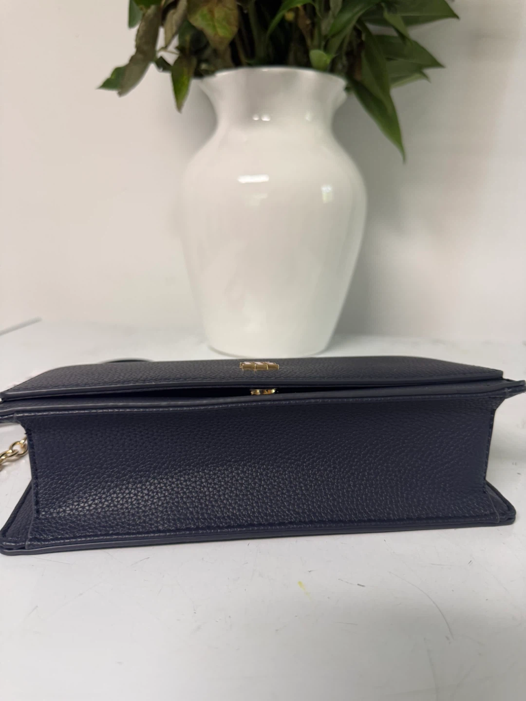 Tommy Hilfiger Navy Pebble Leather Chain Wallet Crossbody Bag - photo 3