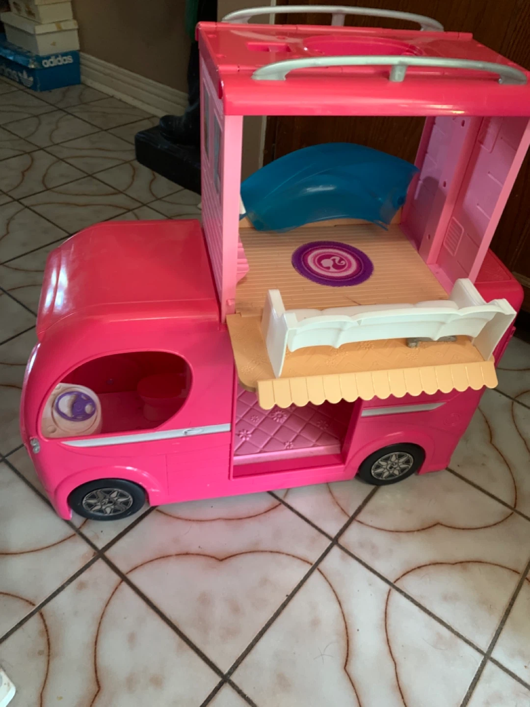 Barbie Pop-up Camper - photo 2