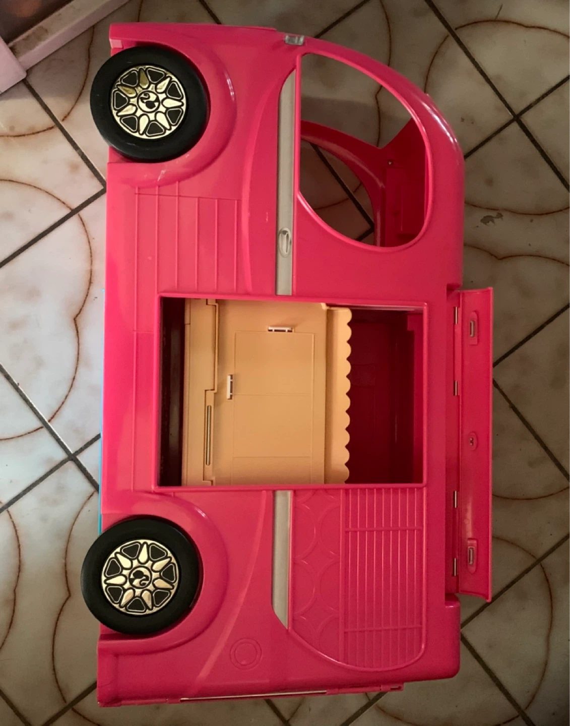 Barbie Pop-up Camper - photo 5