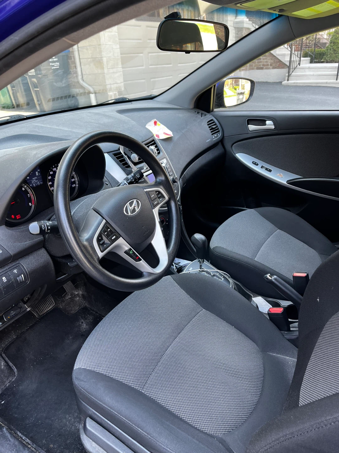 2014 Hyundai Accent Hatchback - Blue - photo 3