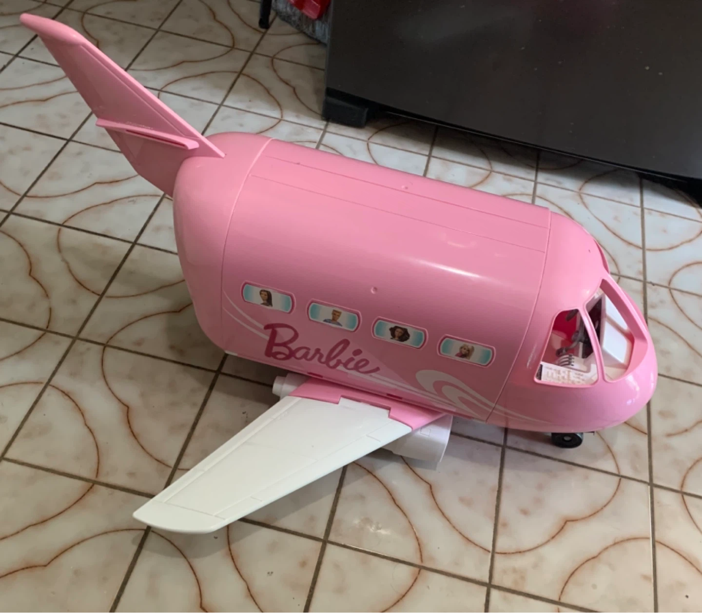 Barbie Passport Glamour Jet. - photo 3