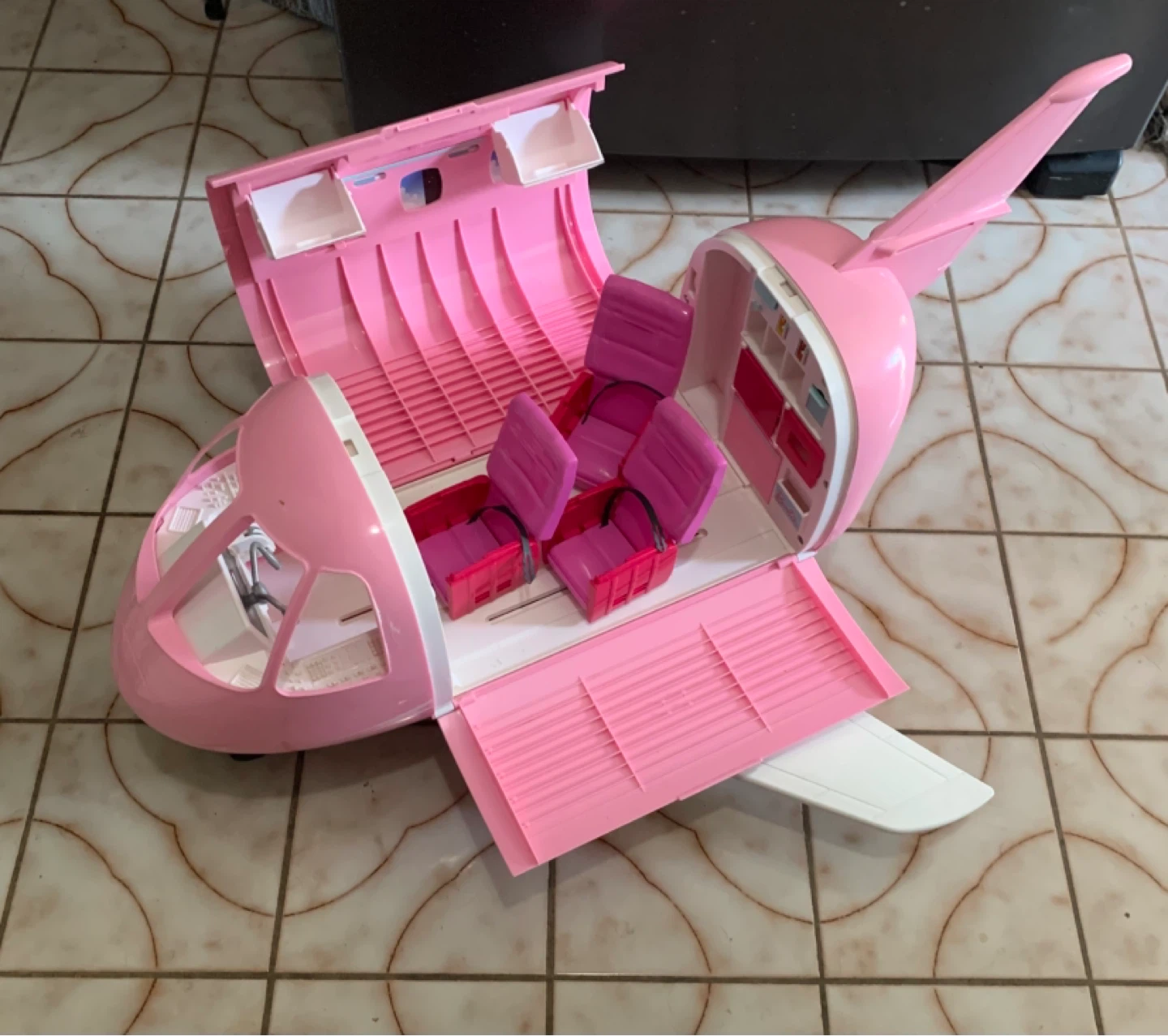 Barbie Passport Glamour Jet. - photo 5