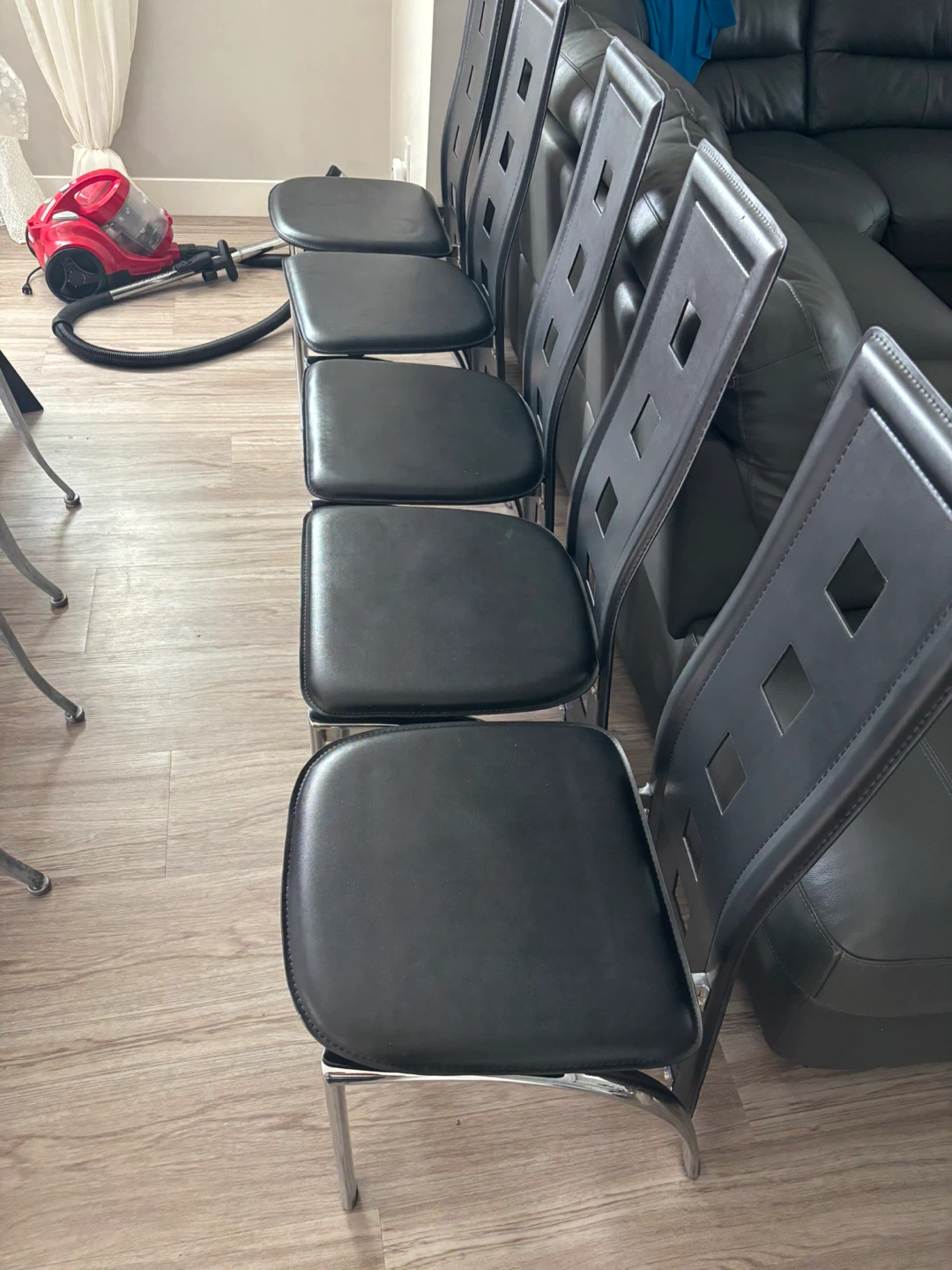 Set of 6 Black Dining Chairs leather