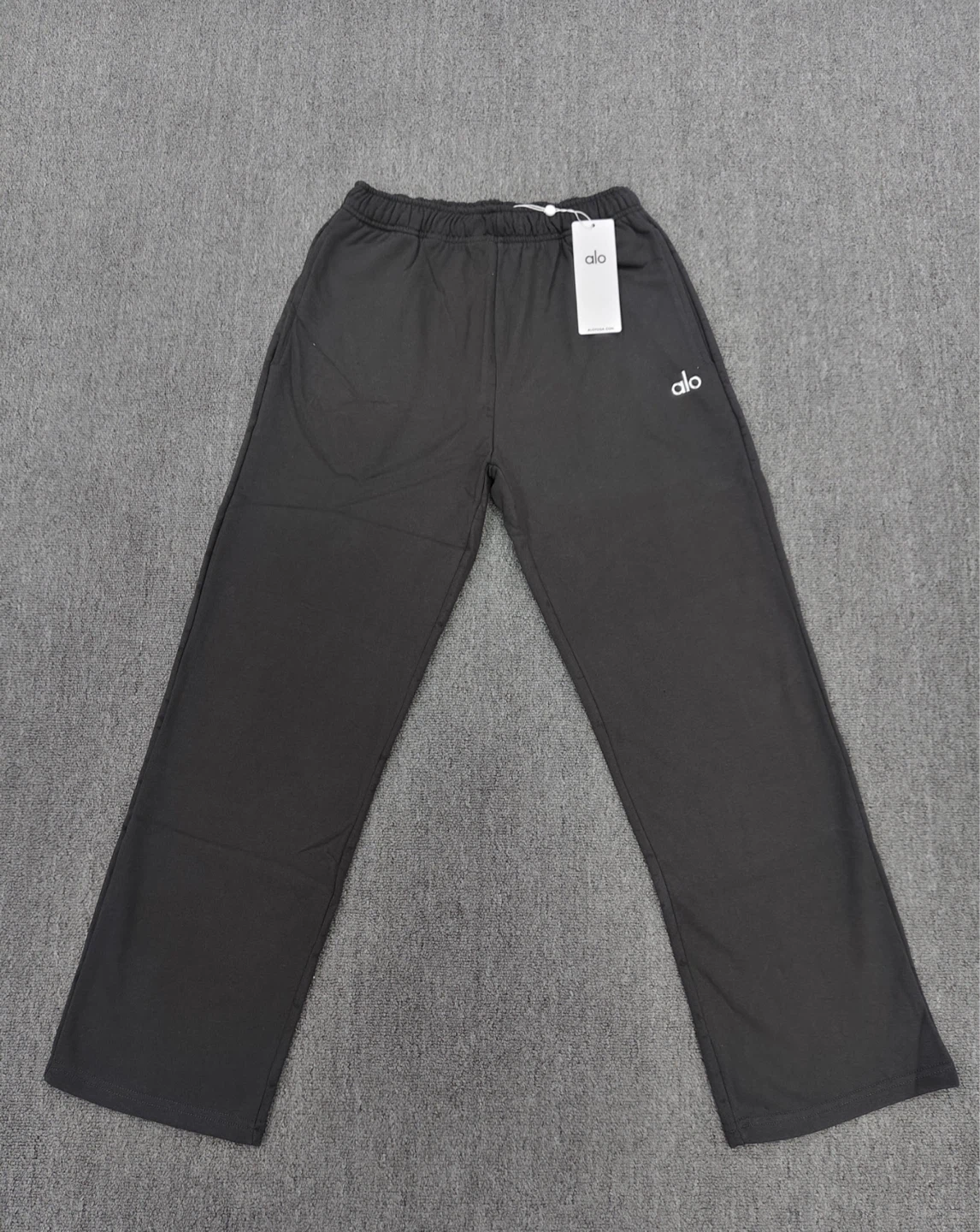 Black Alo Zip-Up Hoodie and Sweatpants Set - photo 5