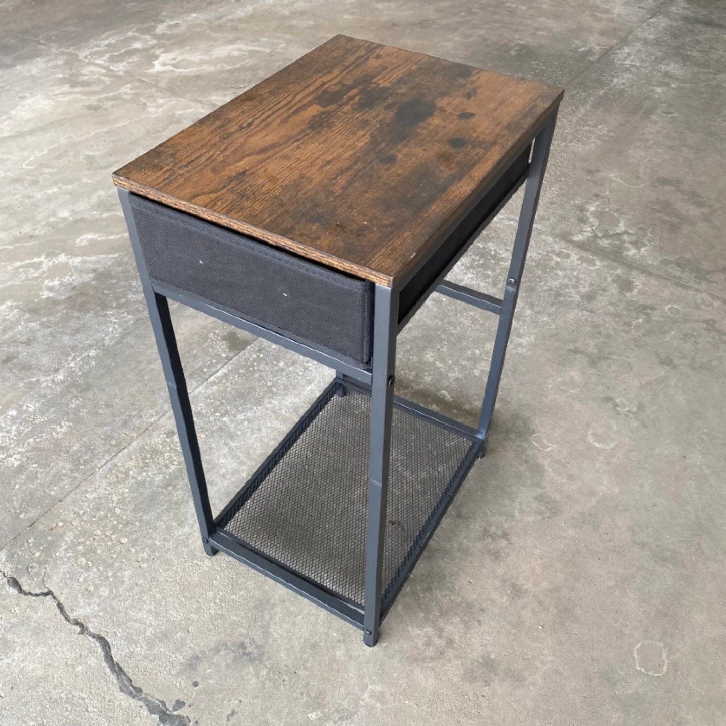Rustic Side Table / Nightstand with Storage Pockets - photo 3