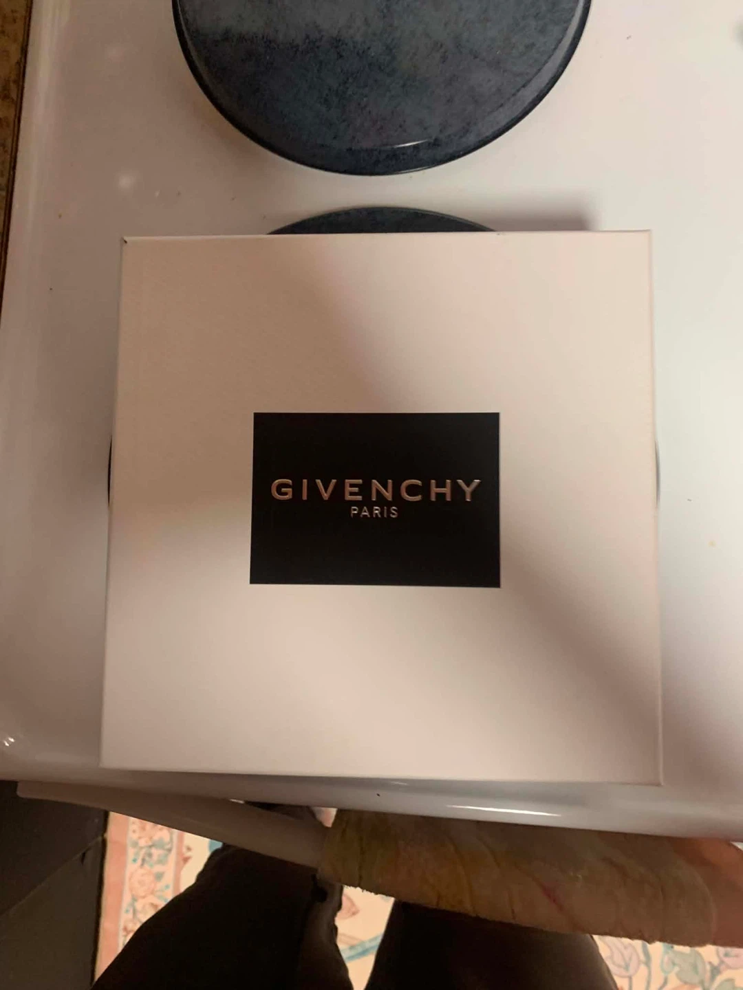 Givenchy Gentleman Eau de Parfum Gift Set 150$