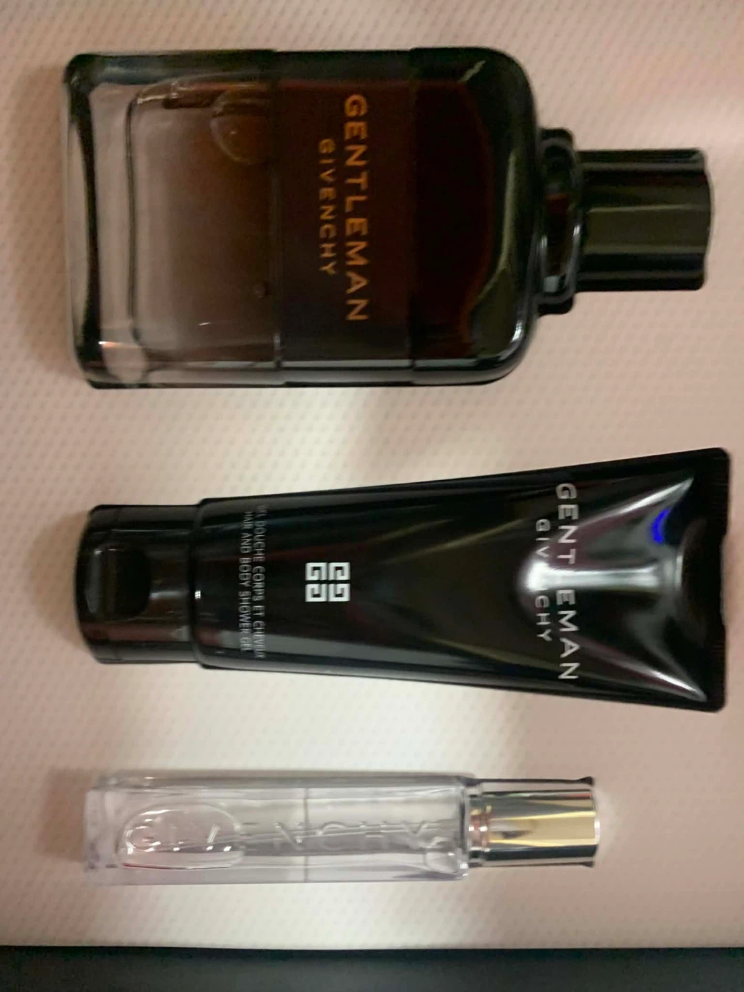 Givenchy Gentleman Eau de Parfum Gift Set 150$ - photo 2