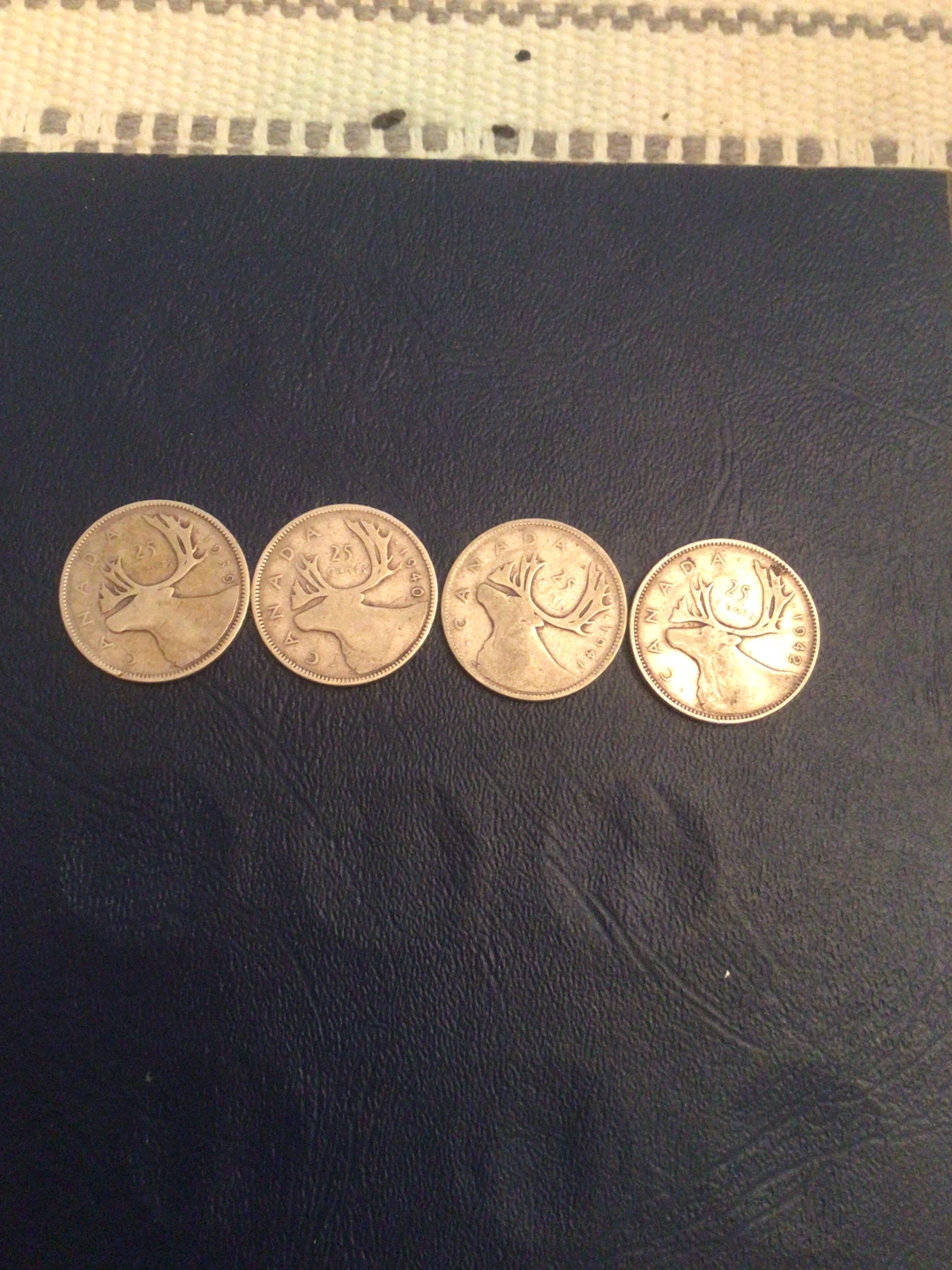 Four Canadian 25 Cent Coins 1940’s - photo 2