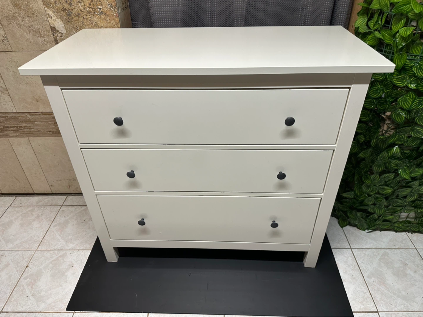 🏡 IKEA’s White 3‑Drawer Dresser — Modern & Clean