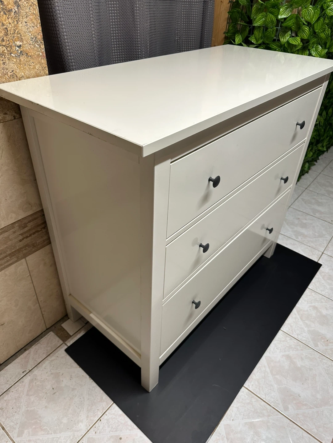 🏡 IKEA’s White 3‑Drawer Dresser — Modern & Clean - photo 2