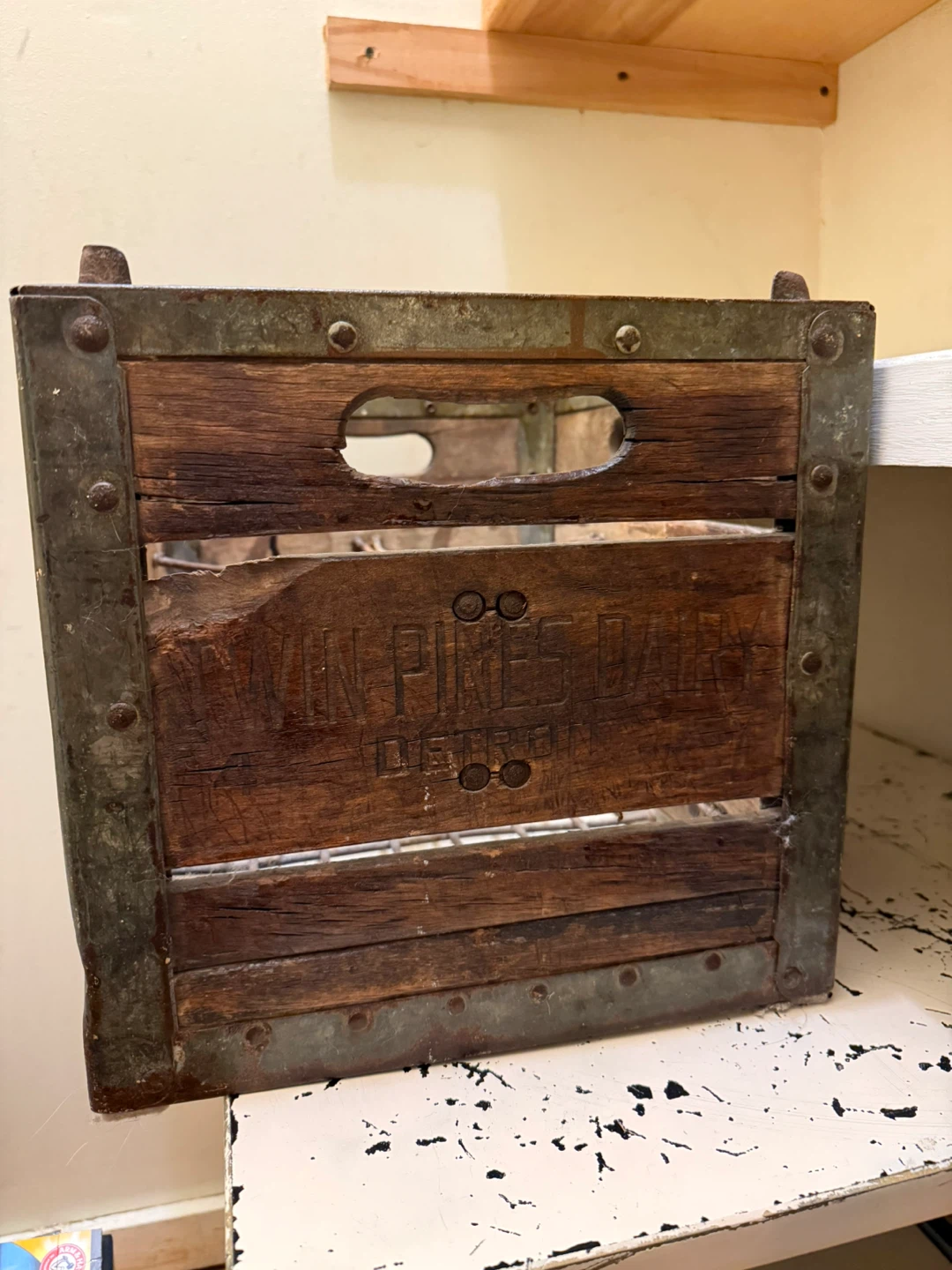 Vintage Twin Pines Dairy Milk Crate