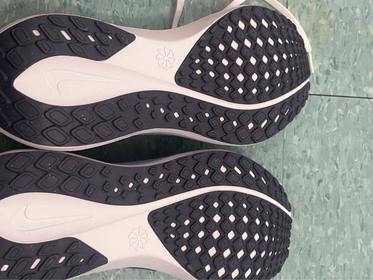 Nike Air Zoom Running Shoes - photo 2
