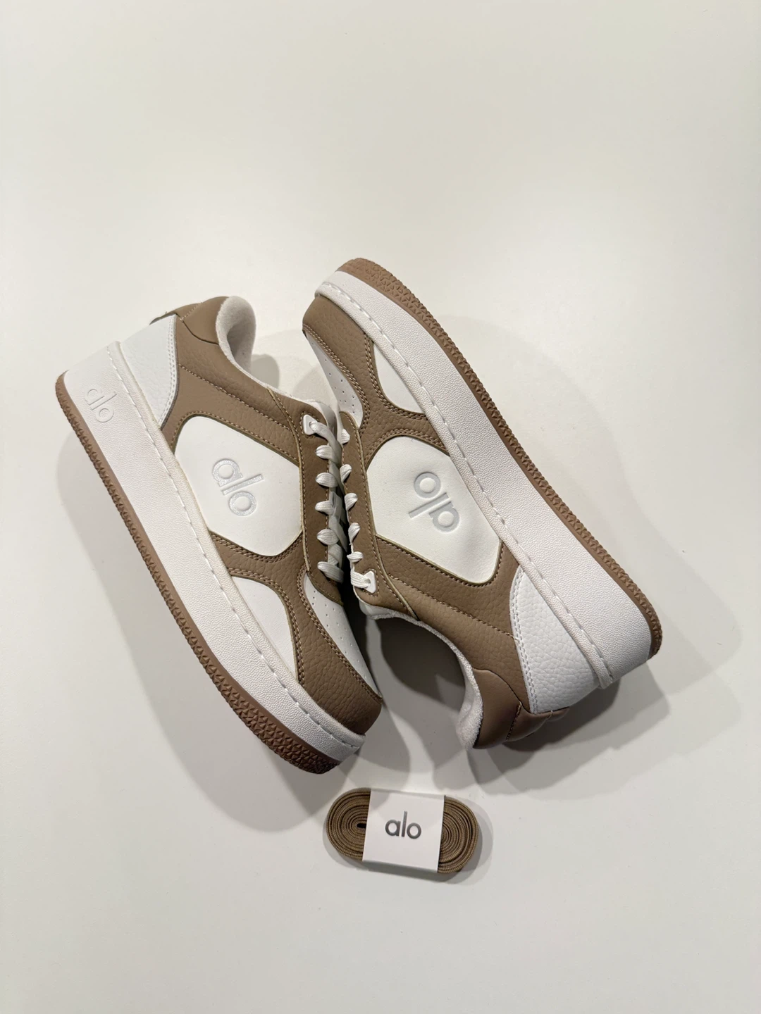 ALO Yoga Sneakers - Brown & White - photo 3
