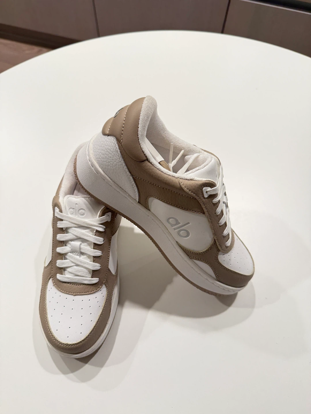 ALO Yoga Sneakers - Brown & White - photo 2