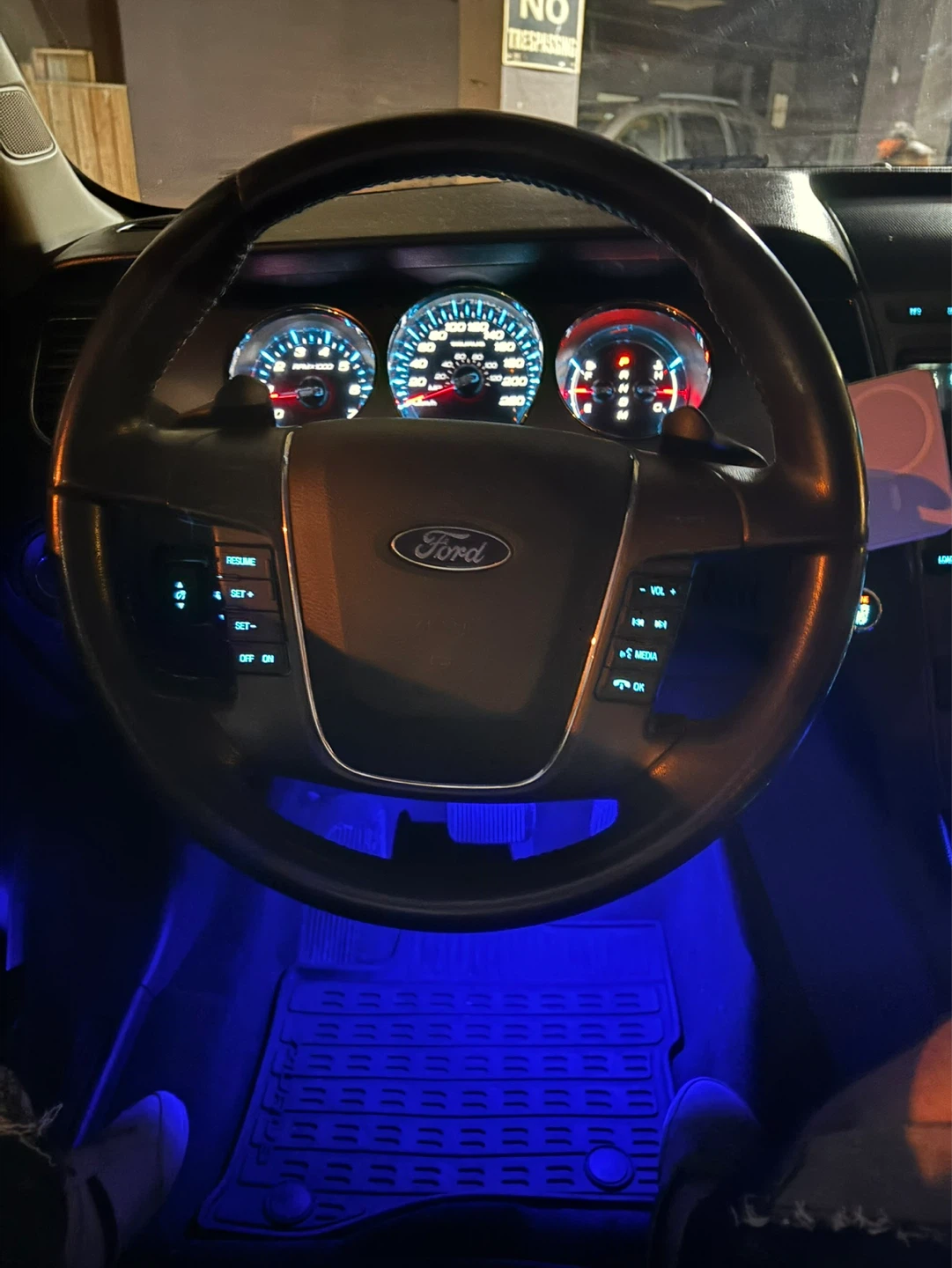 Ford Taurus Sel - photo 5