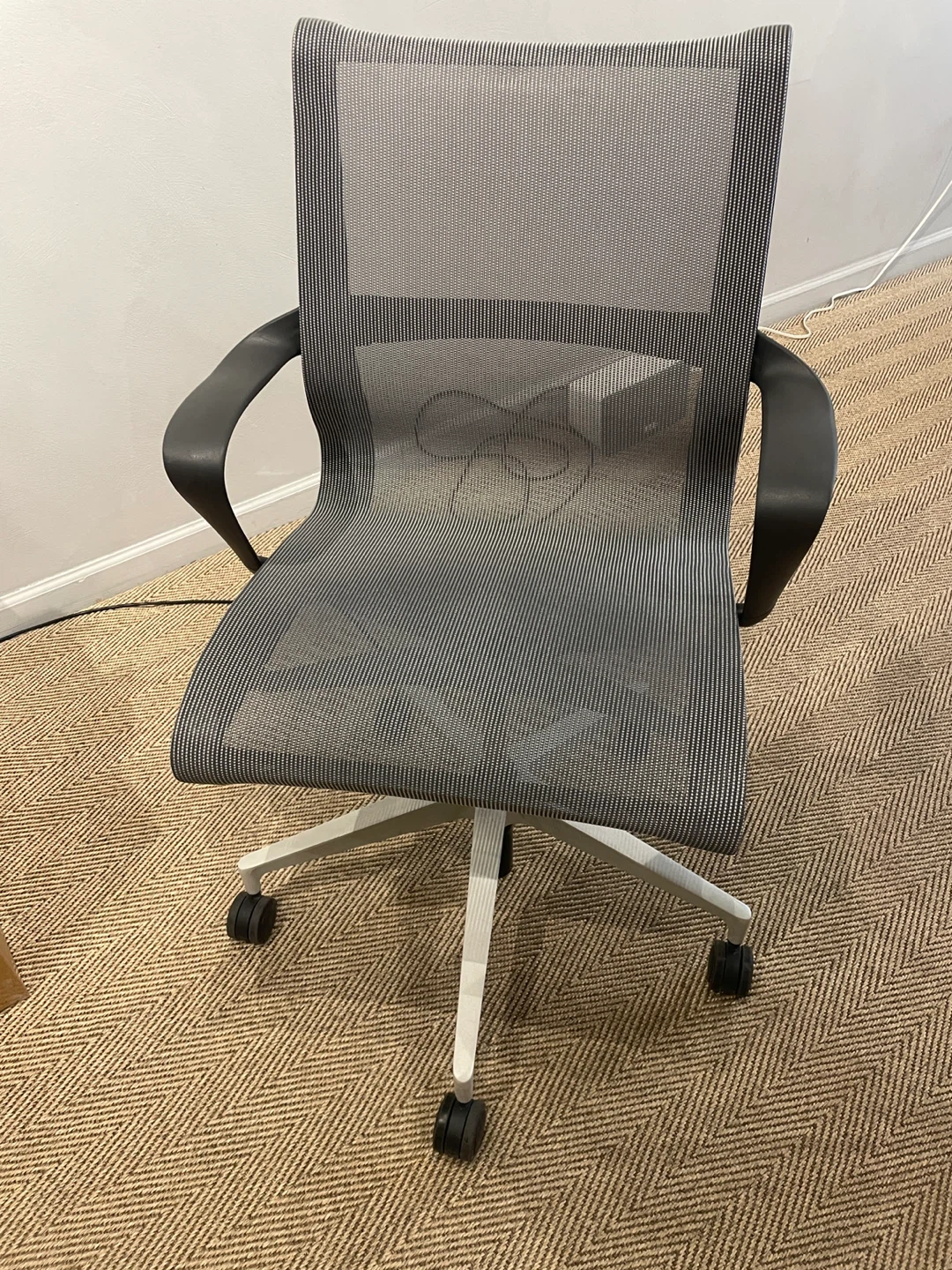 Office Chair ergonomic mesh with casters