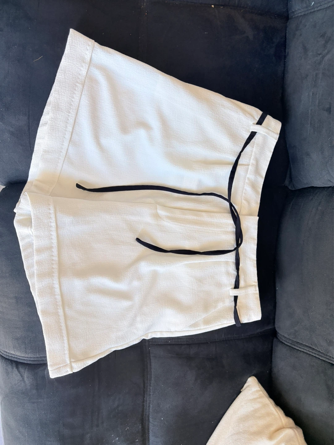 Stradivarius White Textured Shorts - photo 2