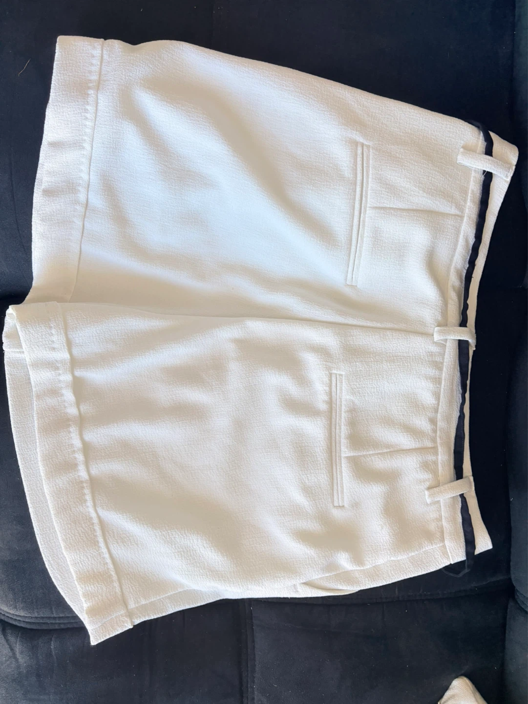 Stradivarius White Textured Shorts - photo 4