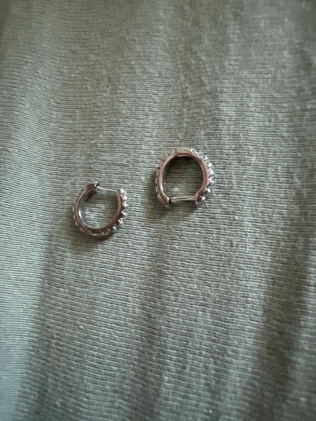 Assorted Jewellery - Rings, Chain, and Earrings - photo 5