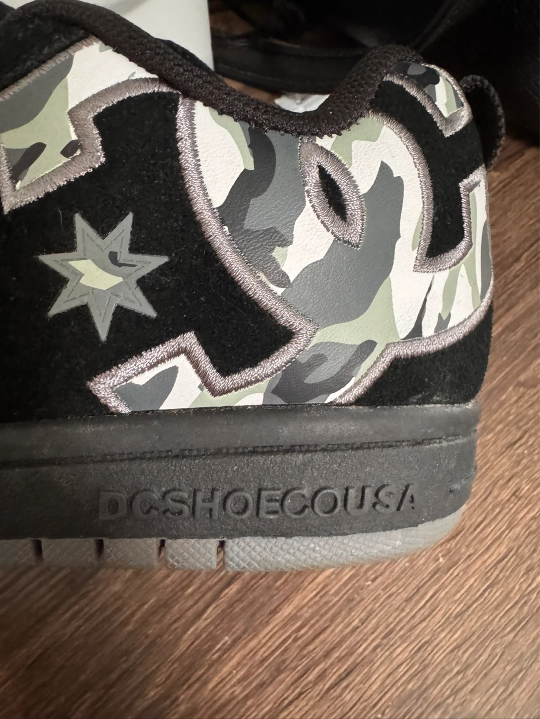 BRAND NEW DC Shoes Youth Size 5Y Black Camo Sneakers - photo 5