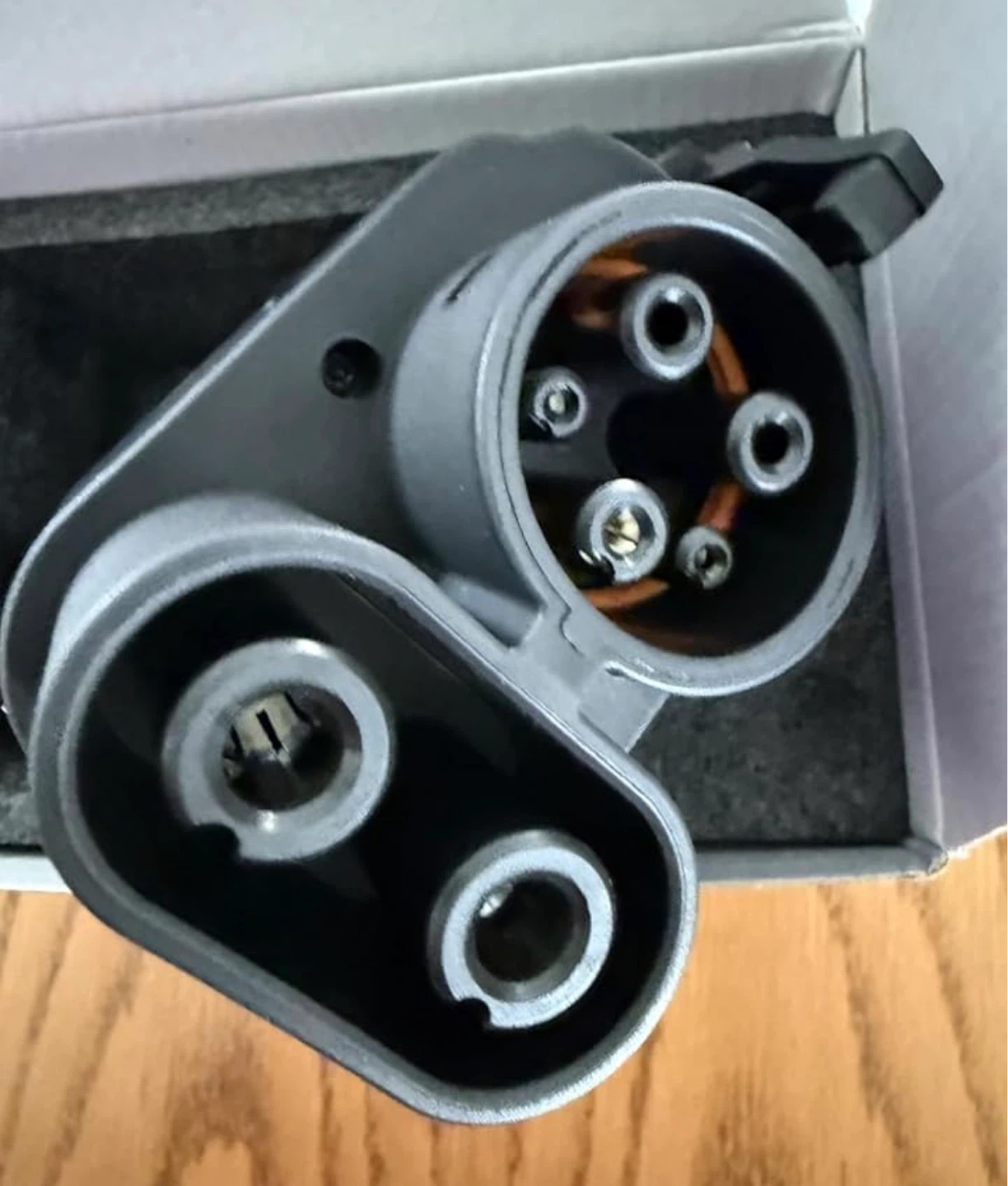 NACS to CCS1 Adapter - Max 1000V/500A