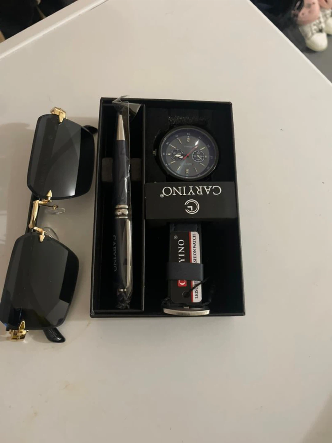 CARYINO Watch and Sunglasses Gift Set