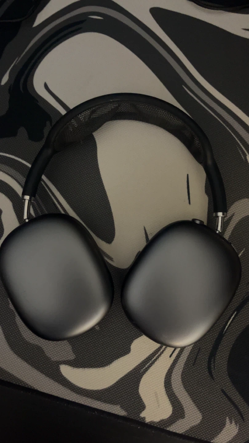 Apple AirPods Max Wireless Headphones - photo 2