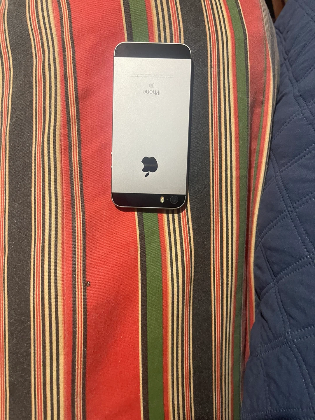 Apple iPhone 5se 32gb Gray Unlocked - photo 2