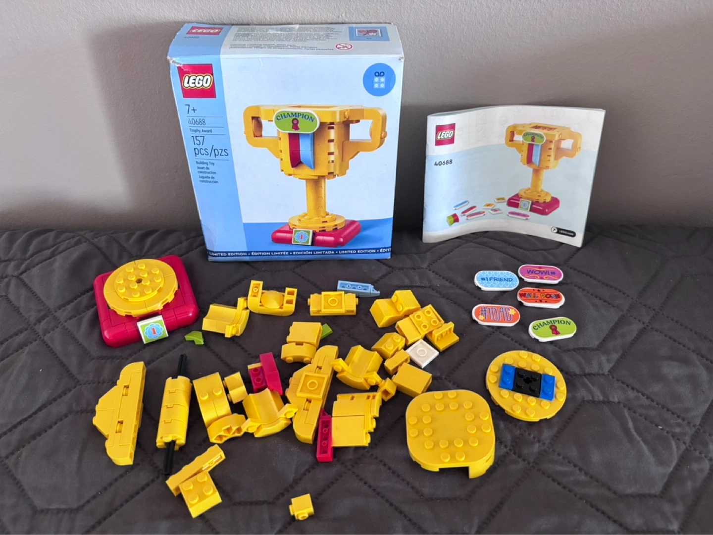 LEGO 40688 Trophy Award Building Set - photo 3