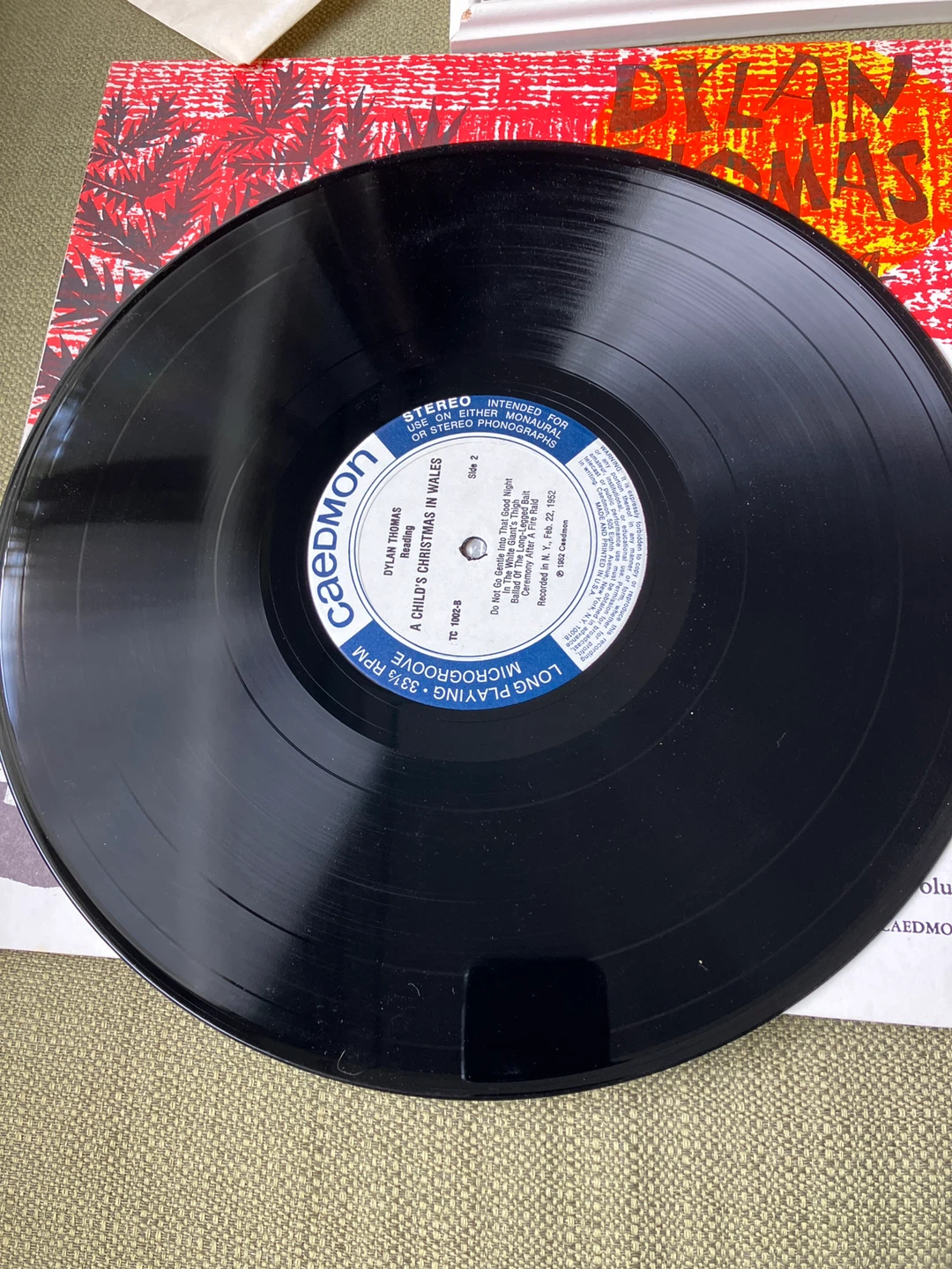 Dylan Thomas Reading A Child's Christmas in Wales Volume 1 LP - photo 4