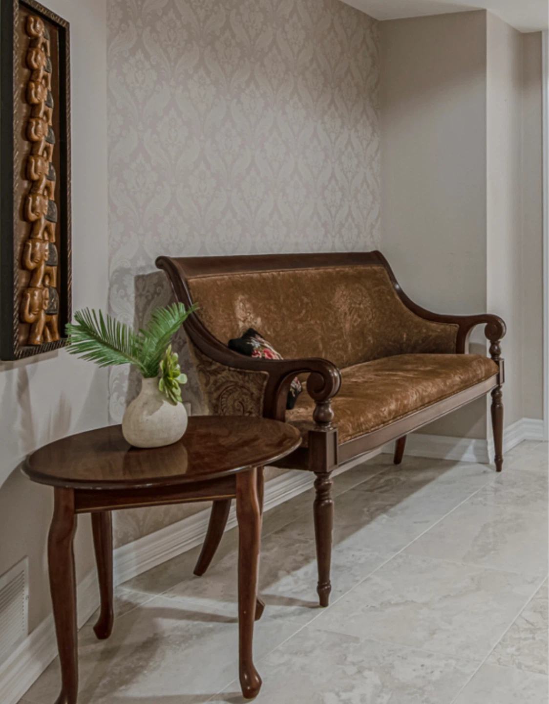Bombay mahogany settee