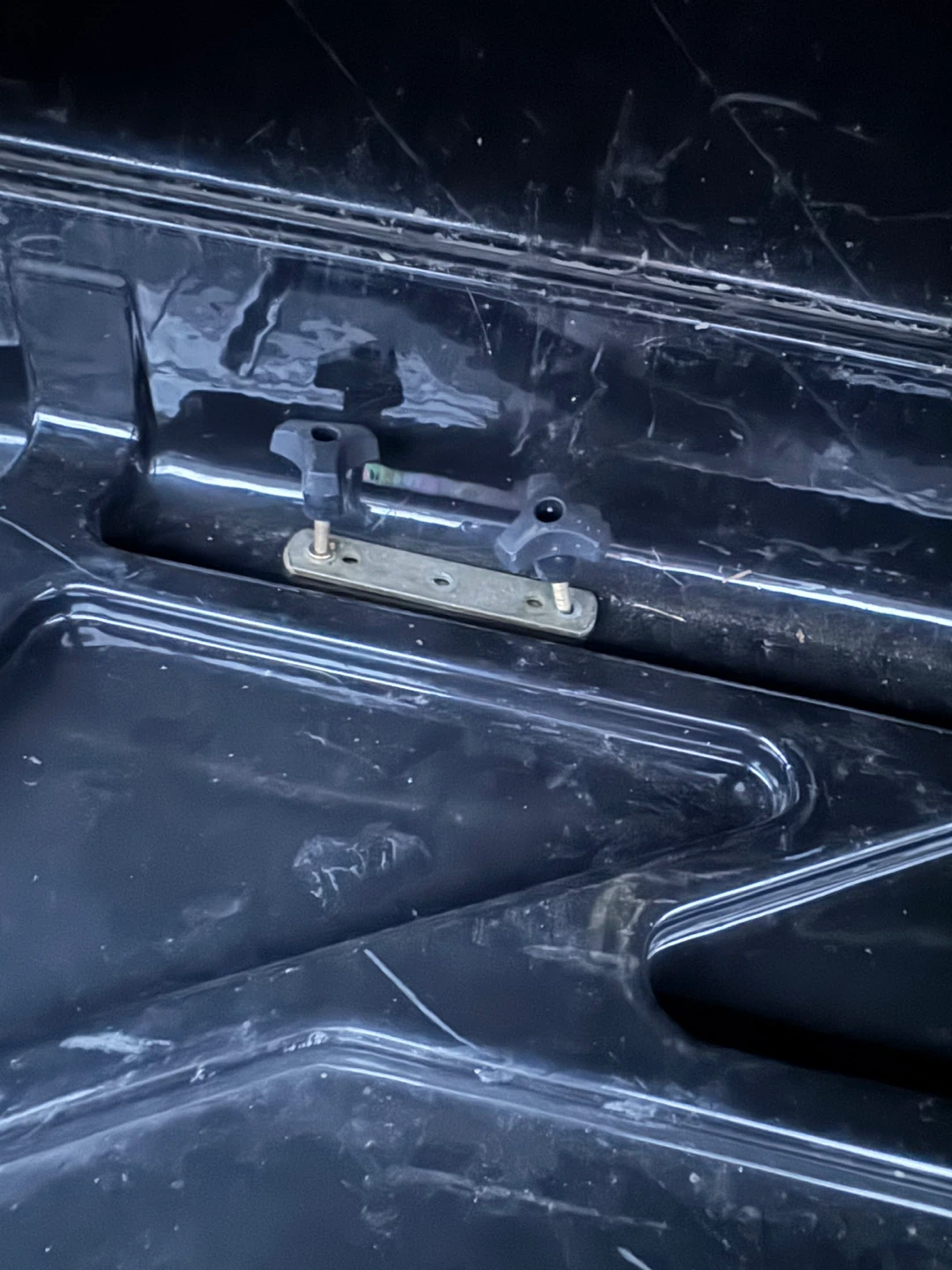 Black Cargo Roof Box - photo 4