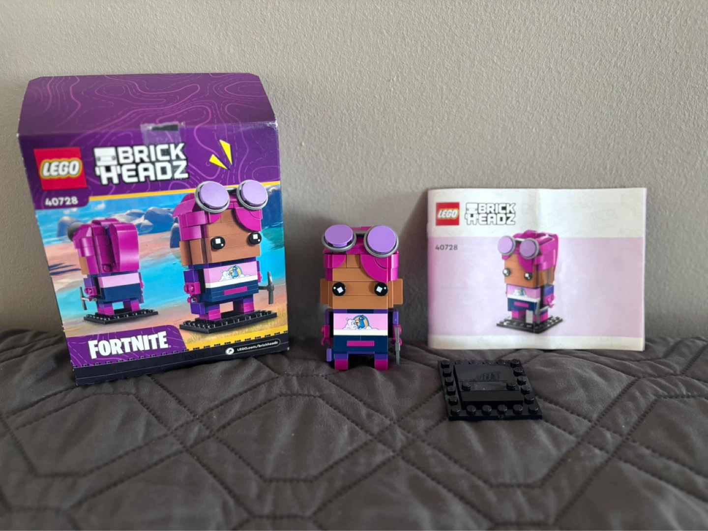 LEGO BrickHeadz 40728 Fortnite Brite Bomber Building Toy - photo 2