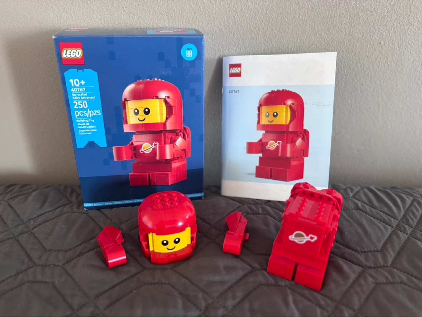 LEGO 40767 Up-scaled Baby Astronaut Building - limited edition! - photo 2