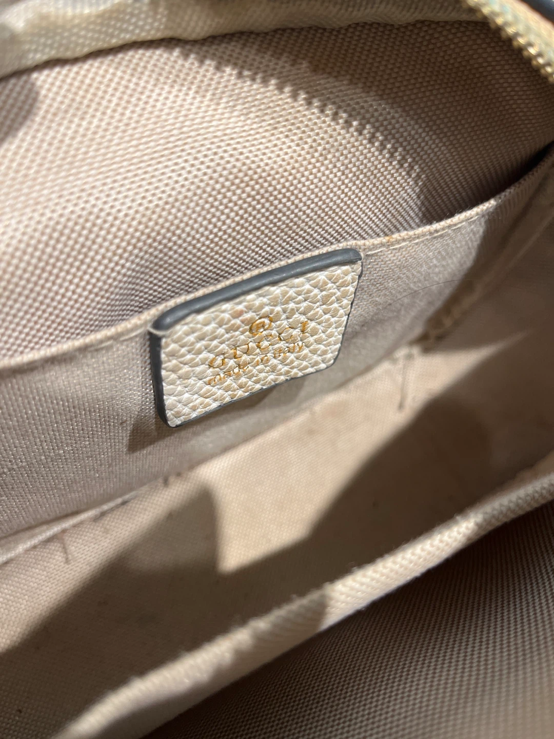 GG White Leather Bag - photo 3