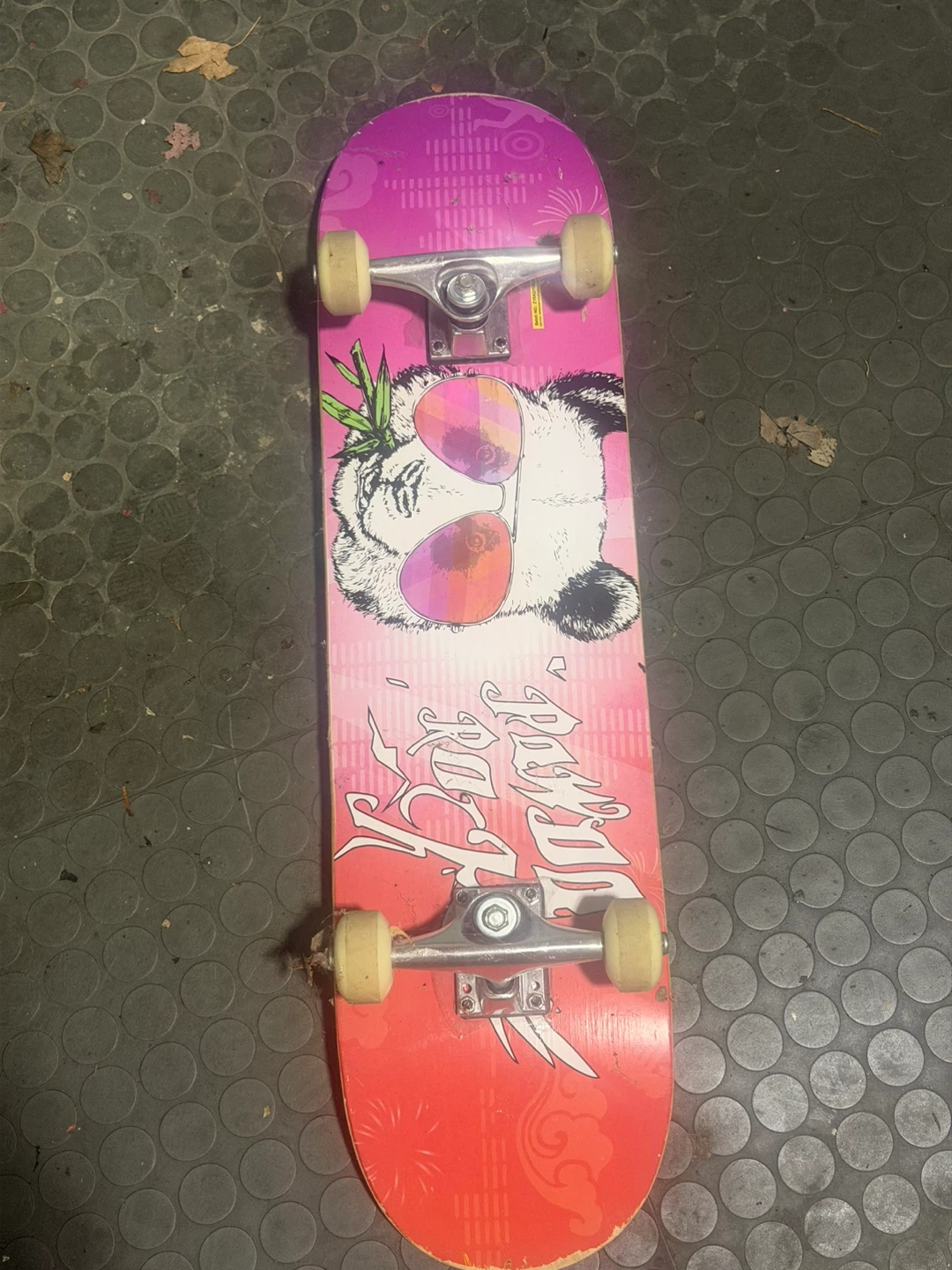 Beleev skateboard with panda graphic - photo 2