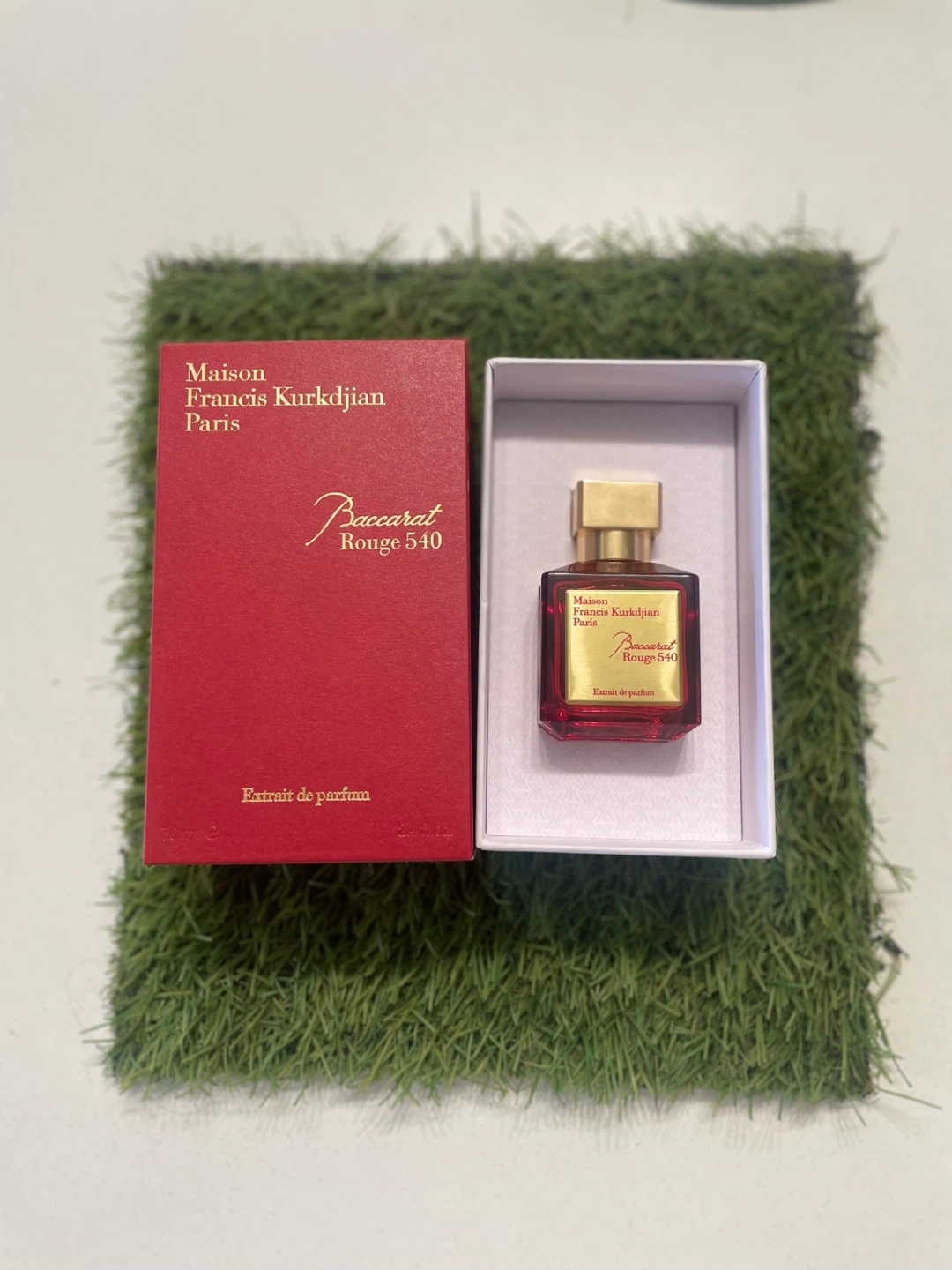 Baccarat Rouge 540 - photo 2
