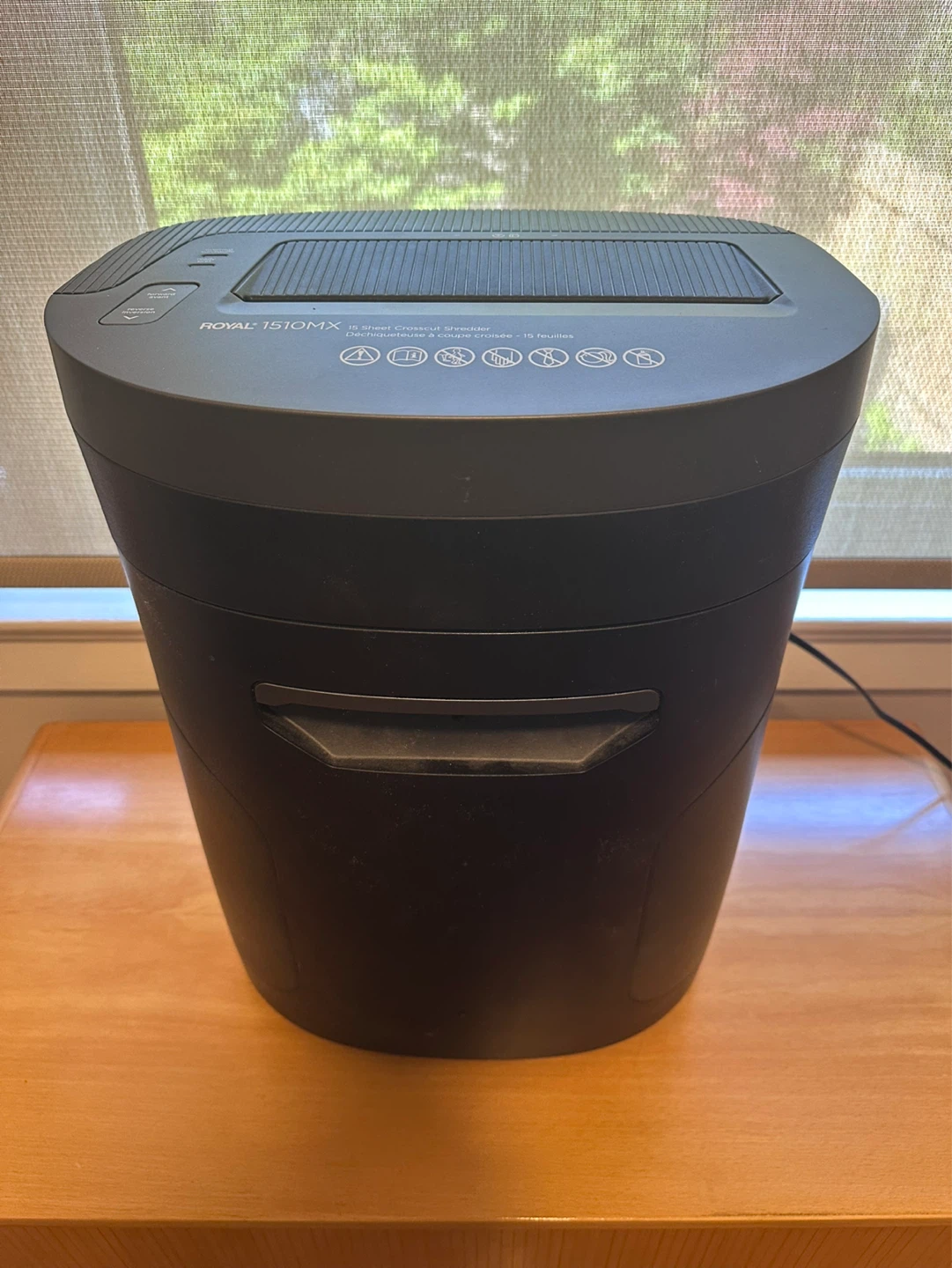 Royal 1510MX 15 Sheet Crosscut Paper Shredder