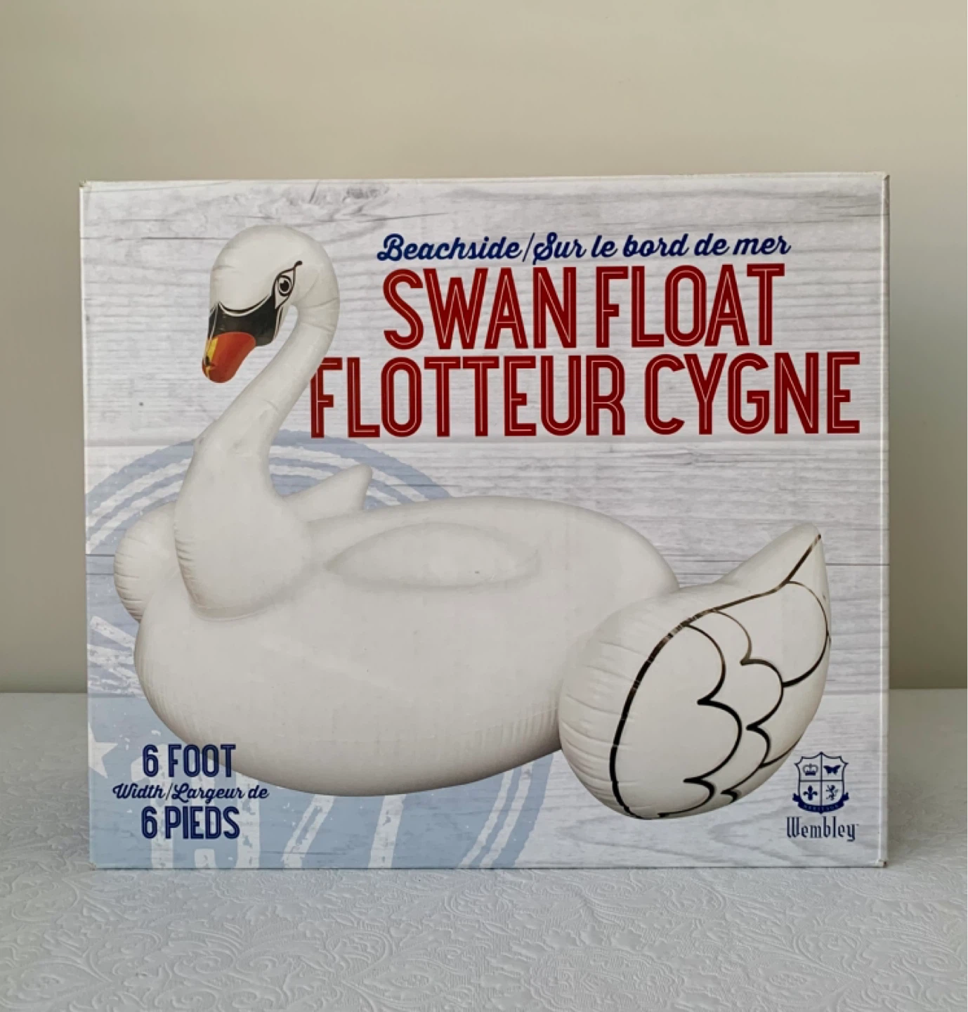 Swan Float - Pool Fun