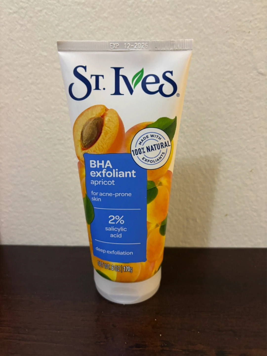 NEW-St. Ives BHA Exfoliant Apricot Face Scrub - 6 oz