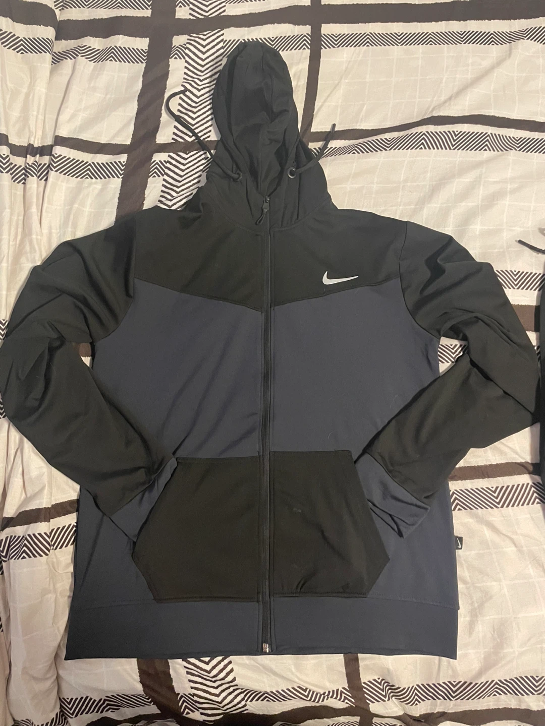 Nike Full Zip Hoodie and Pants Set - photo 2