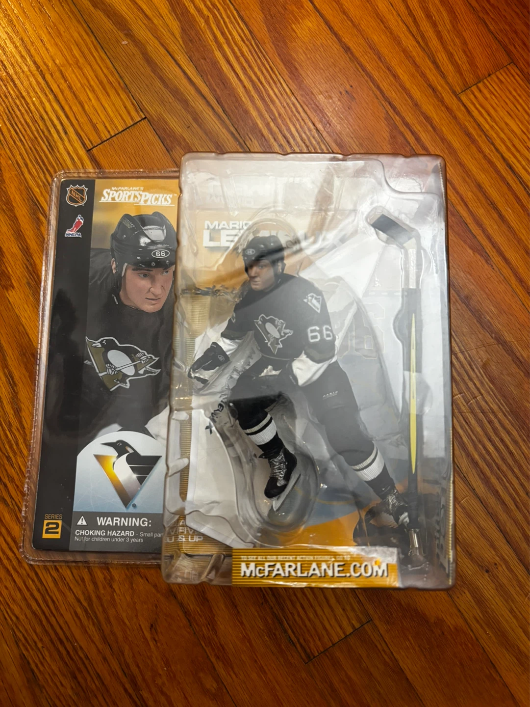 McFarlane NHL Sports - Series 2 Mario Lemieux figure