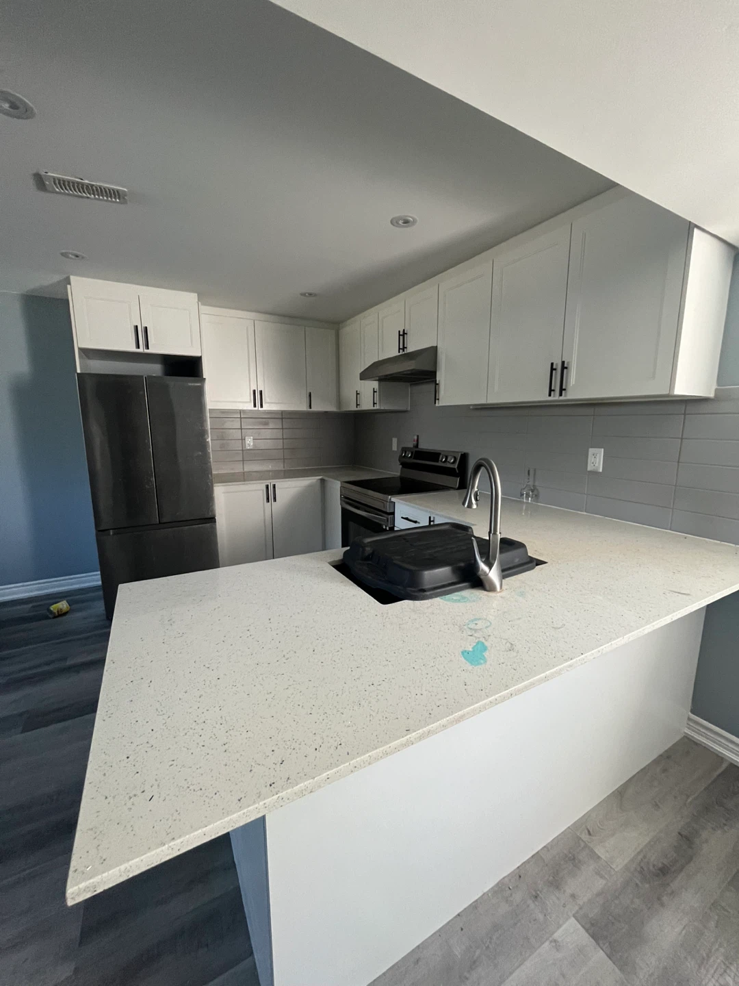 Marble Countertops and kitchen cabinets - photo 2