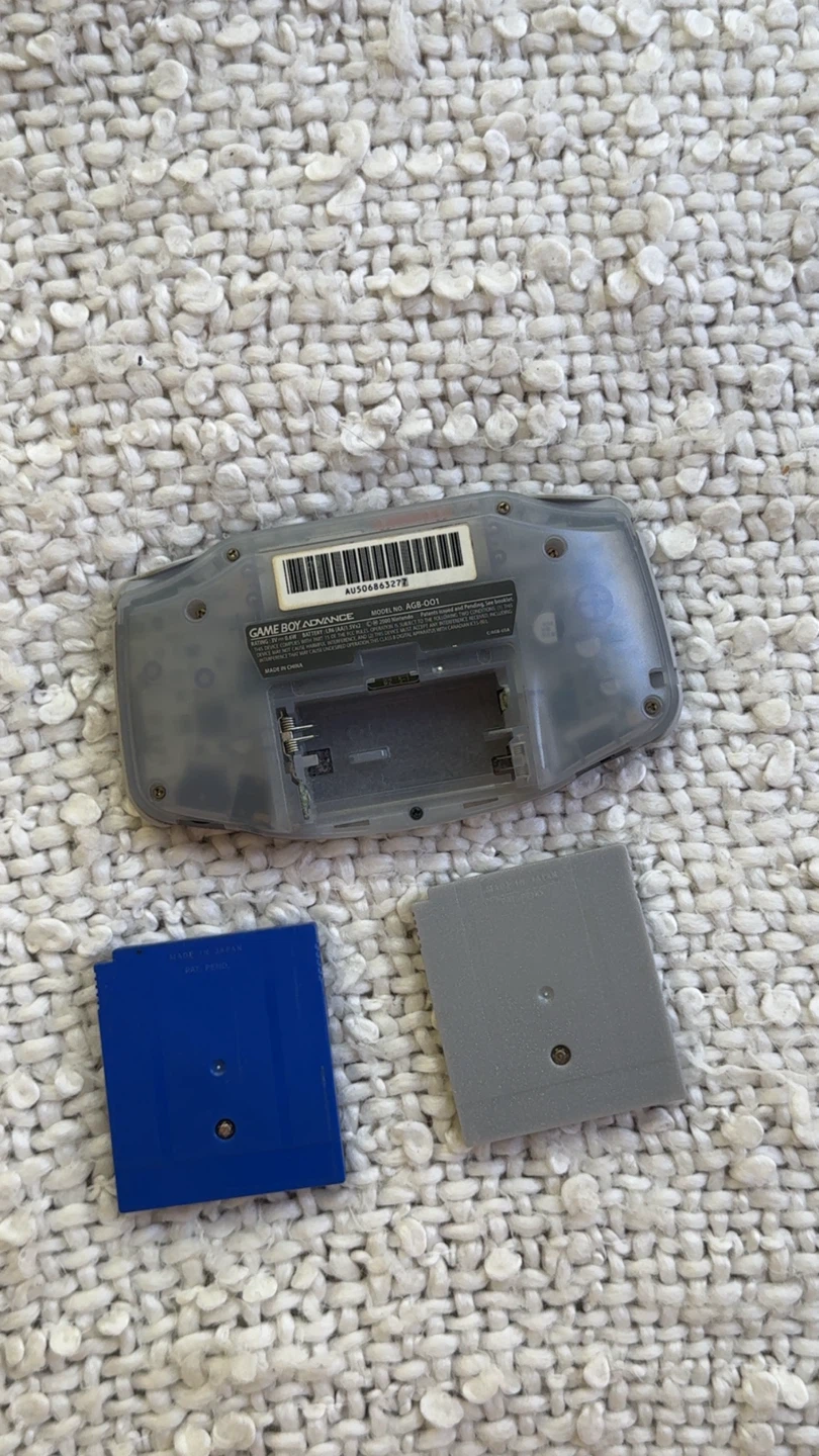 Nintendo Game Boy Advance + Pokémon Games Bundle (Untested) - photo 2
