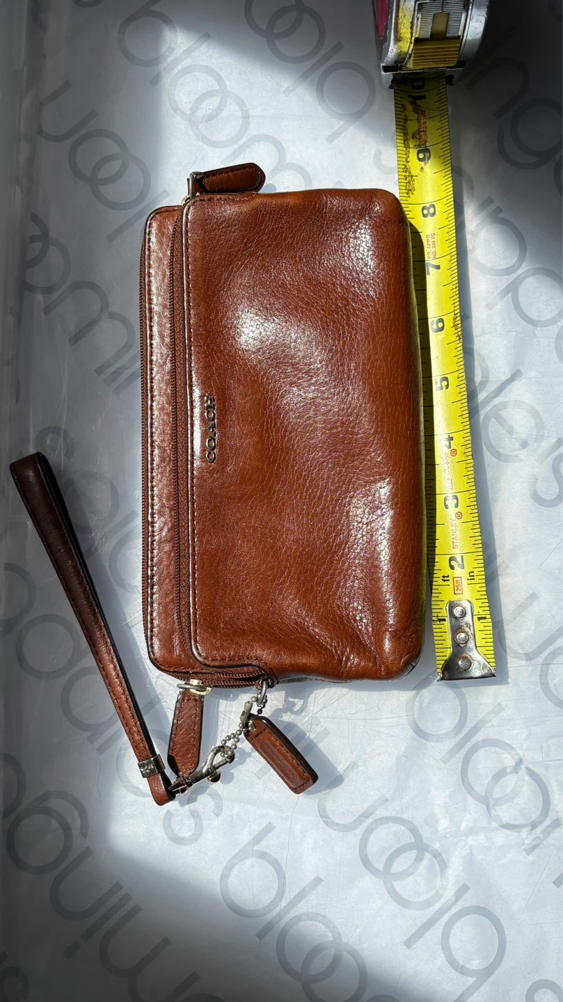 Vintage Coach Brown Leather Wristlet Clutch - photo 2
