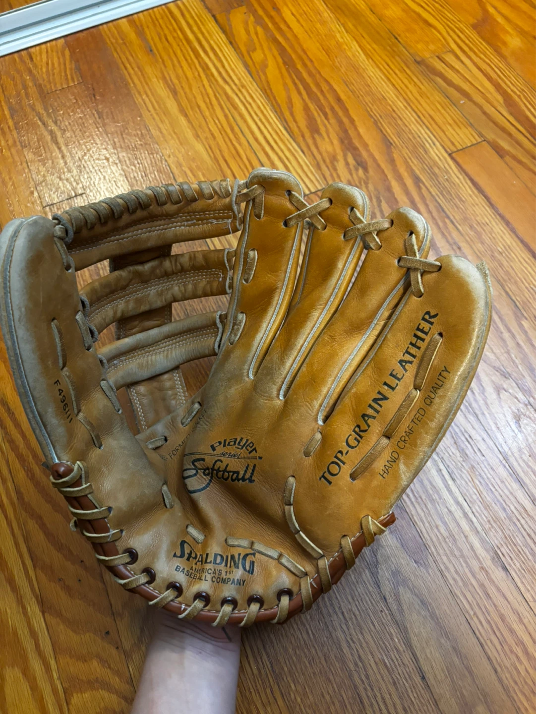 Spalding Player Series Softball Glove Left