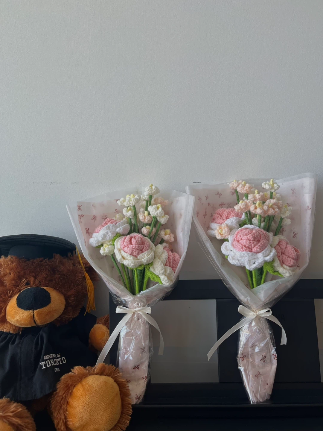 🎓Grad Bouquets - rose & baby's breath - photo 2