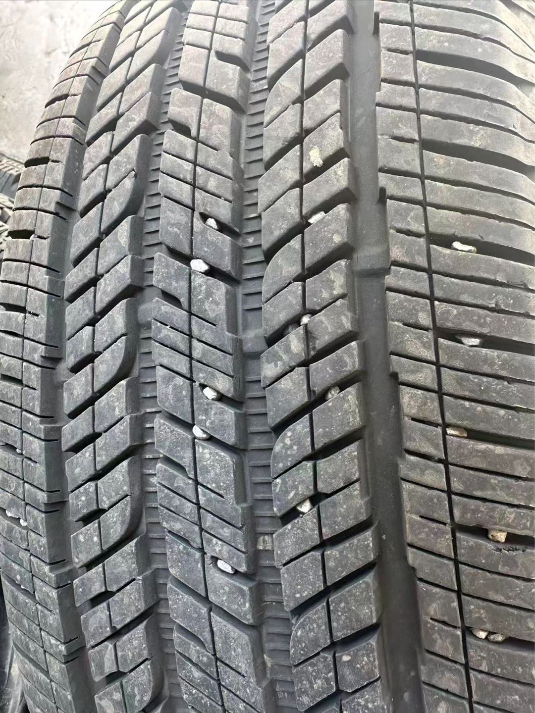 Set of 4 Bridgestone Tires with Rims(price is negotiable ) - photo 2